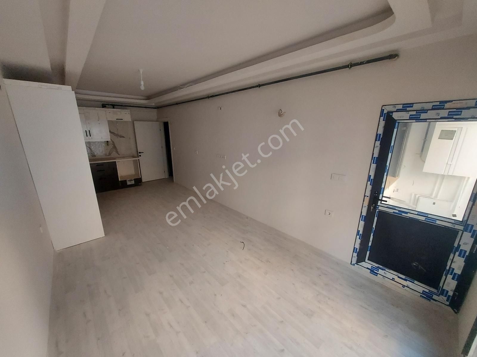 Seferihisar Yerden Isıtmalı Kiralık 2+1 Daire !!! - Görsel 24