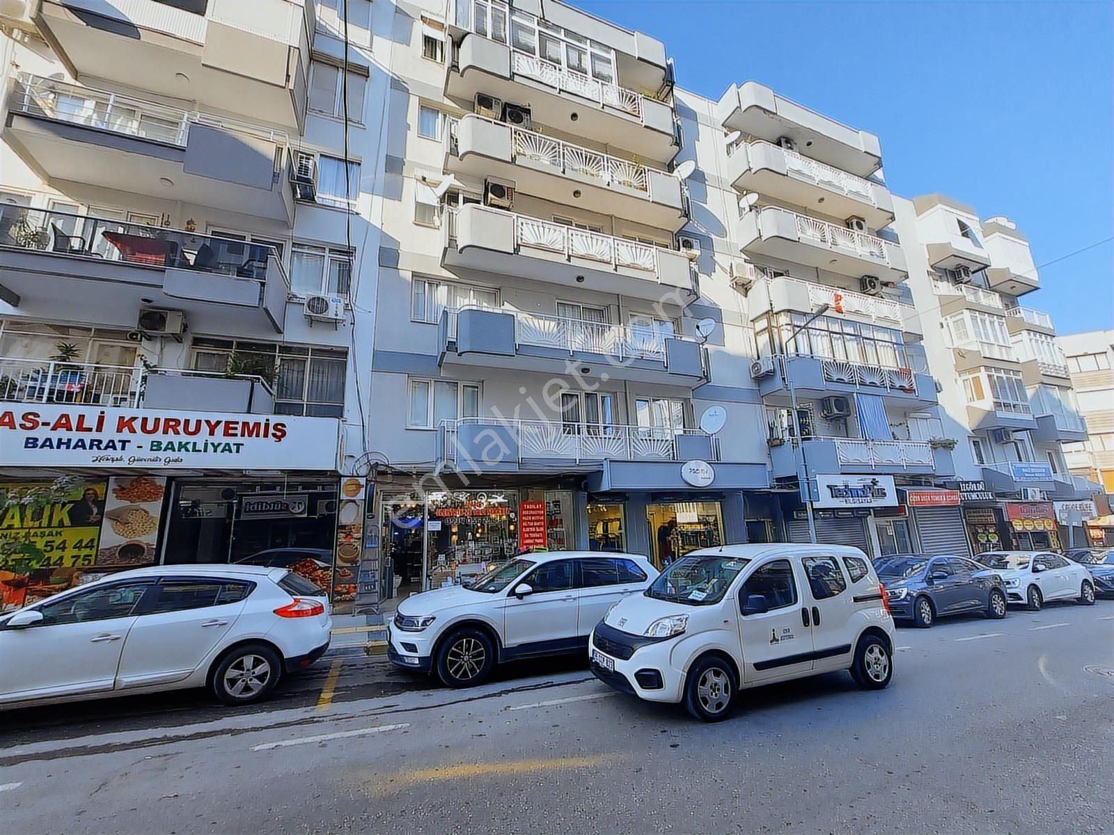 Balçova Ata Caddesi Üzerinde Satılık 3+1 Daire !!! - Görsel 34