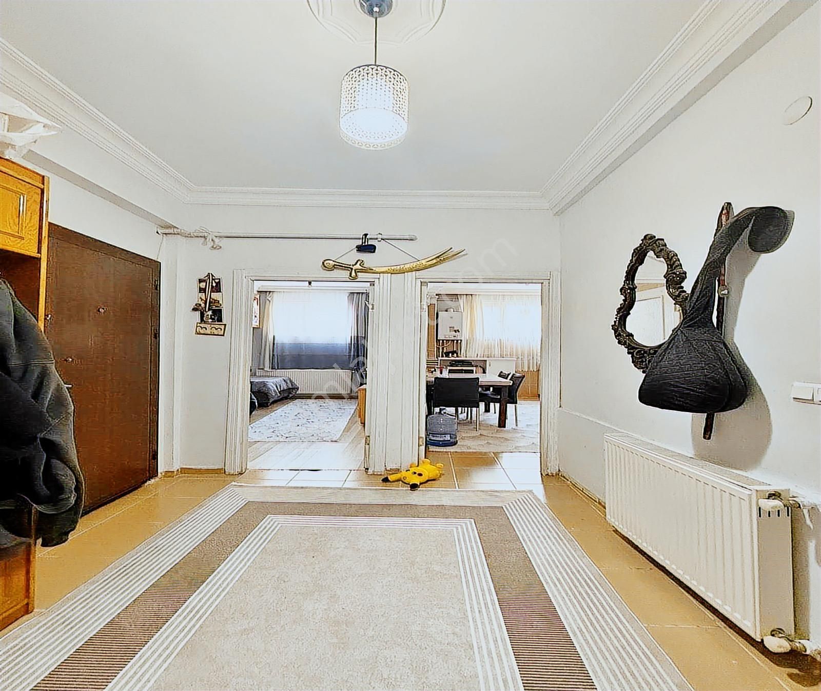 Kıraç Atatürk Mahallesinde 2+1 Bahçekatı 100m2 Daire 2.070.000tl - Görsel 4