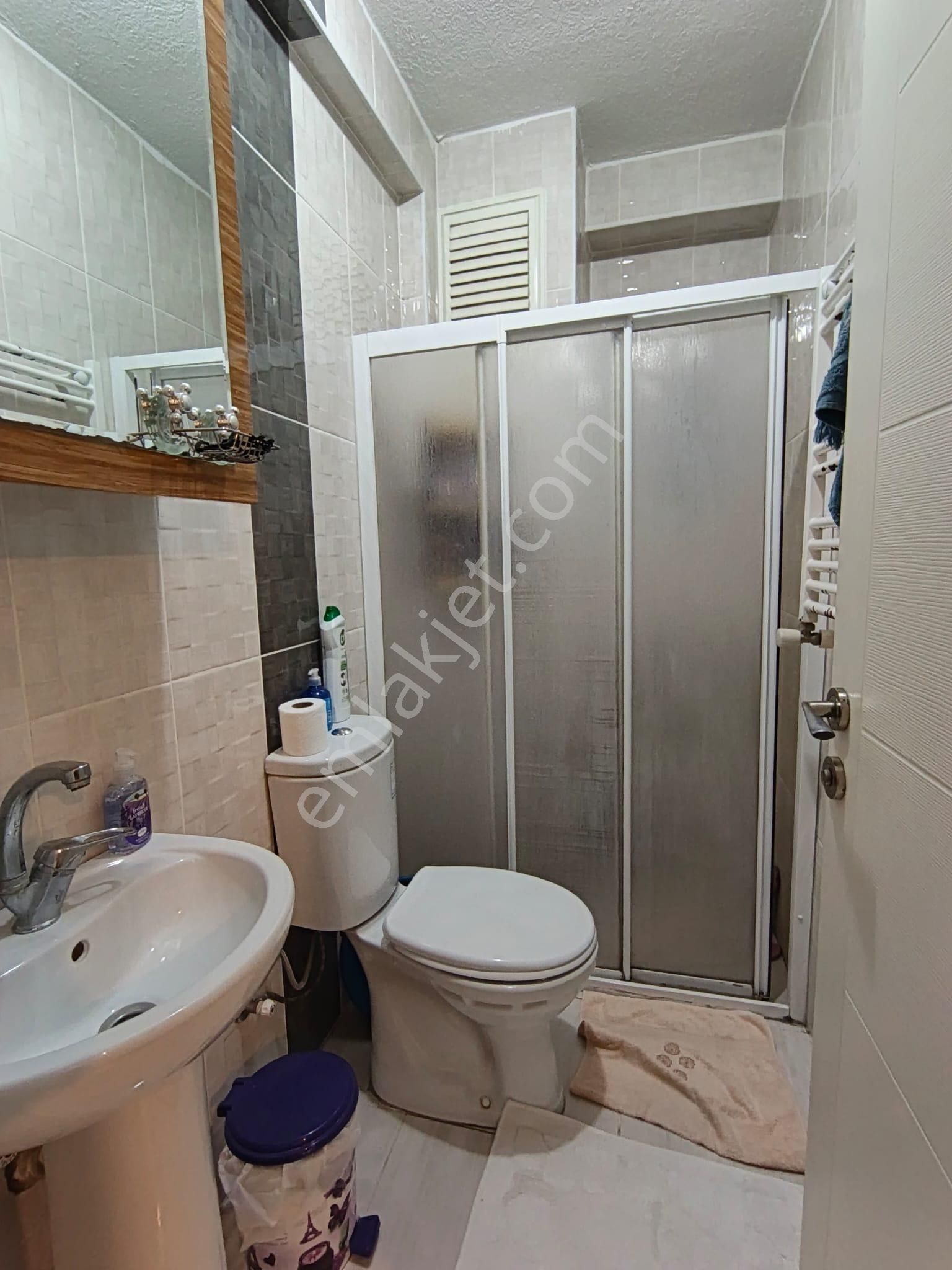 Çekmeköy Mh Merkez Mh Köroğlu Cad Üstünde Satılık 1+1 65m² Yüksek Giriş Daire - Görsel 10