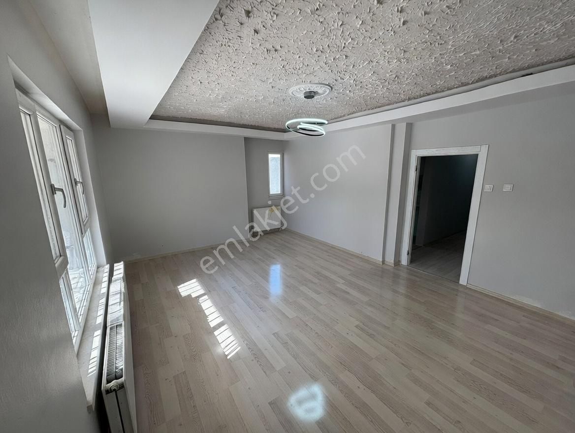 Keçiören Osmangazide Masrafsız Güney Cephe 2+1 Daire - Görsel 3