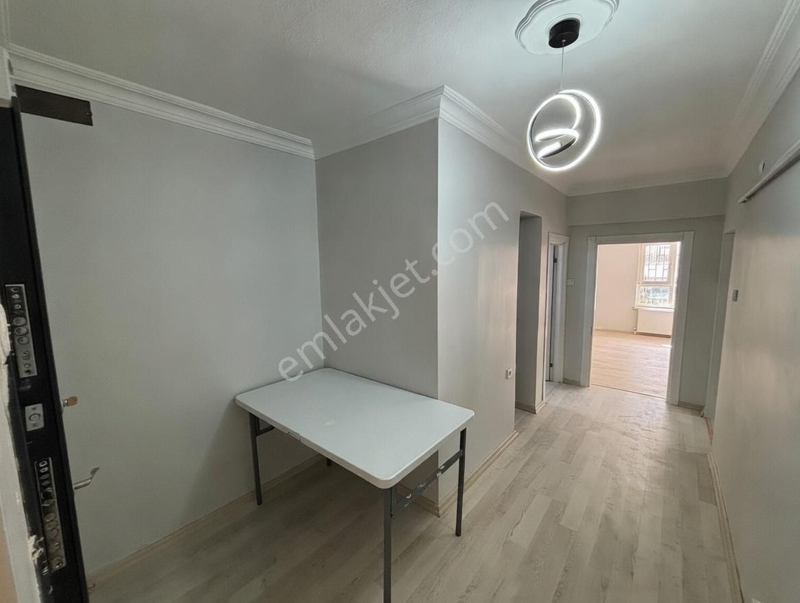 Keçiören Osmangazide Masrafsız Güney Cephe 2+1 Daire - Görsel 9