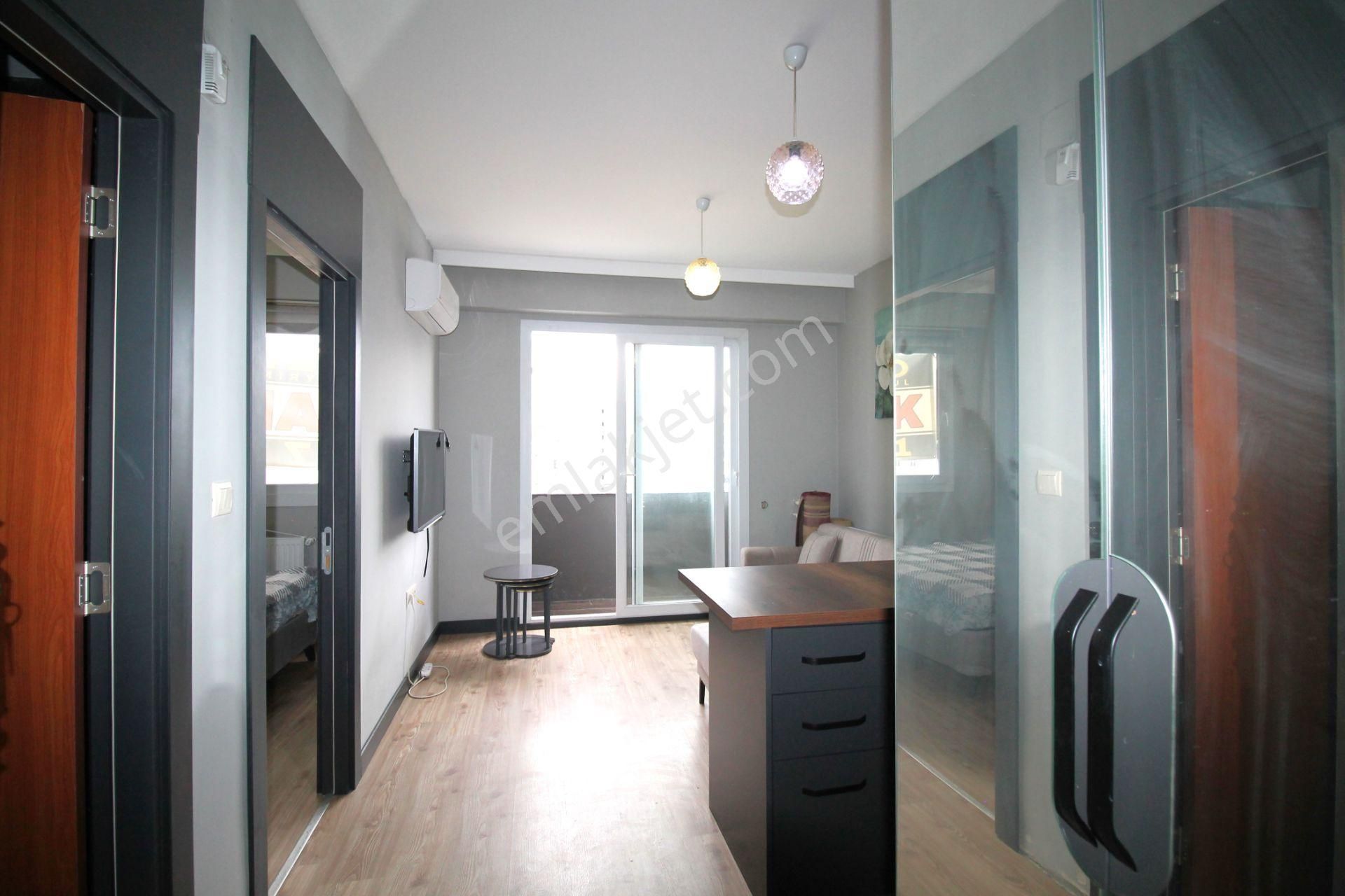 Retro’dan Mezitli’de Lüks Konsept Full Eşyalı Kiralık 1+1 - Görsel 3