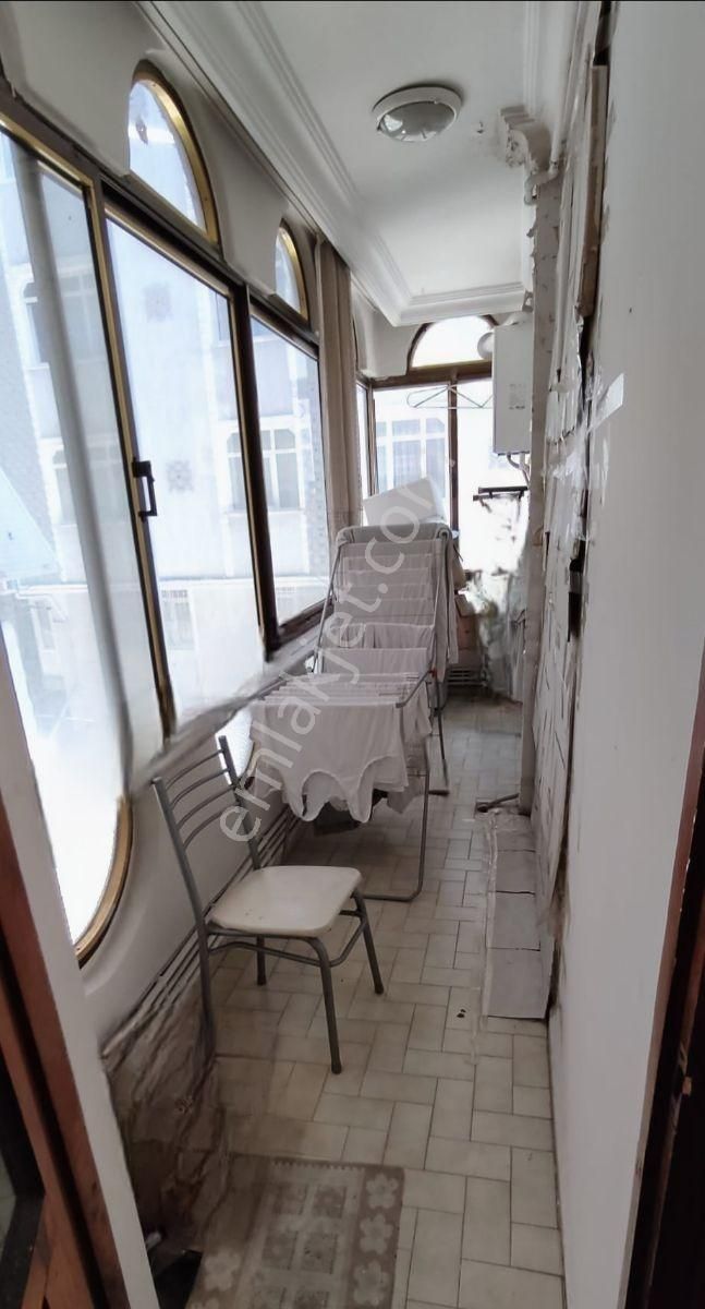 Siyavuşpaşada 1. Katta, 3+1, 120 M2 Net, Balkonlu, Kat Mülkiyet - Görsel 6