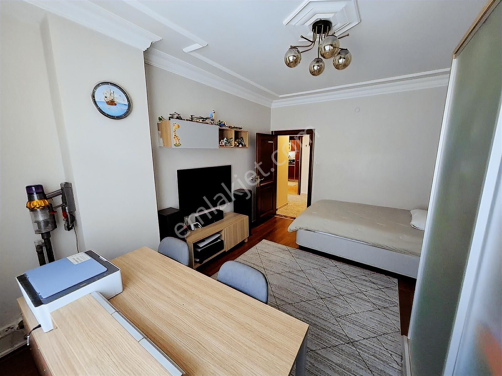 Altın Emlaktan Zeytinburnu Merkezde 4+1 170 M2 Geniş Daire - Görsel 5