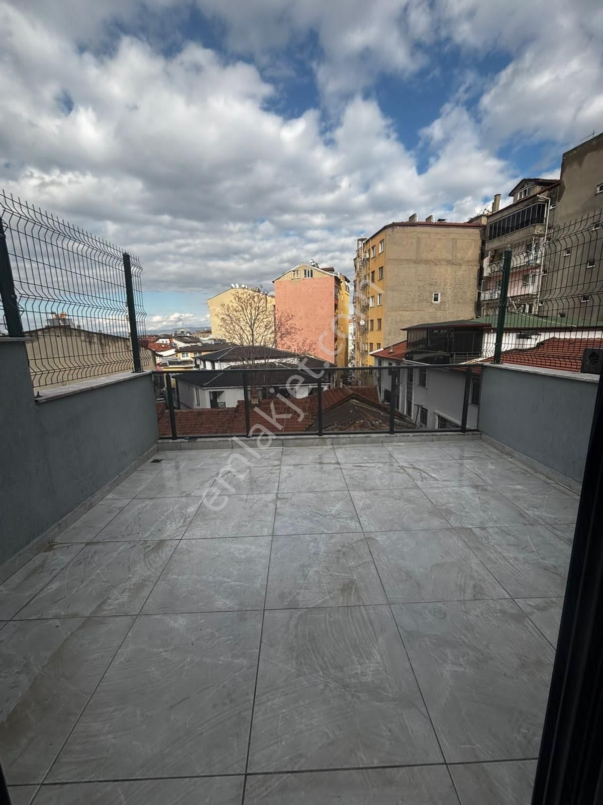 İkiyıllık Binada Full.eşyalı 2+1 Apart - Görsel 7