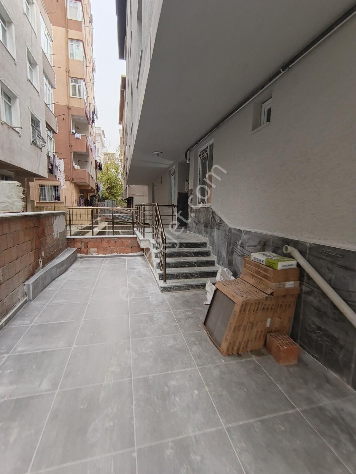 Kanarya'da Kapalı Otoparklı, Göl Manzaralı Sıfır 3+2 Dubleks - Görsel 4