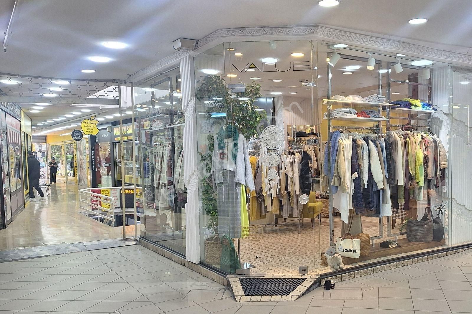 Üstün Pasajında 2 Dükkan 2 Tapu Birleştirilmiş Köşe Dükkan - Görsel 8
