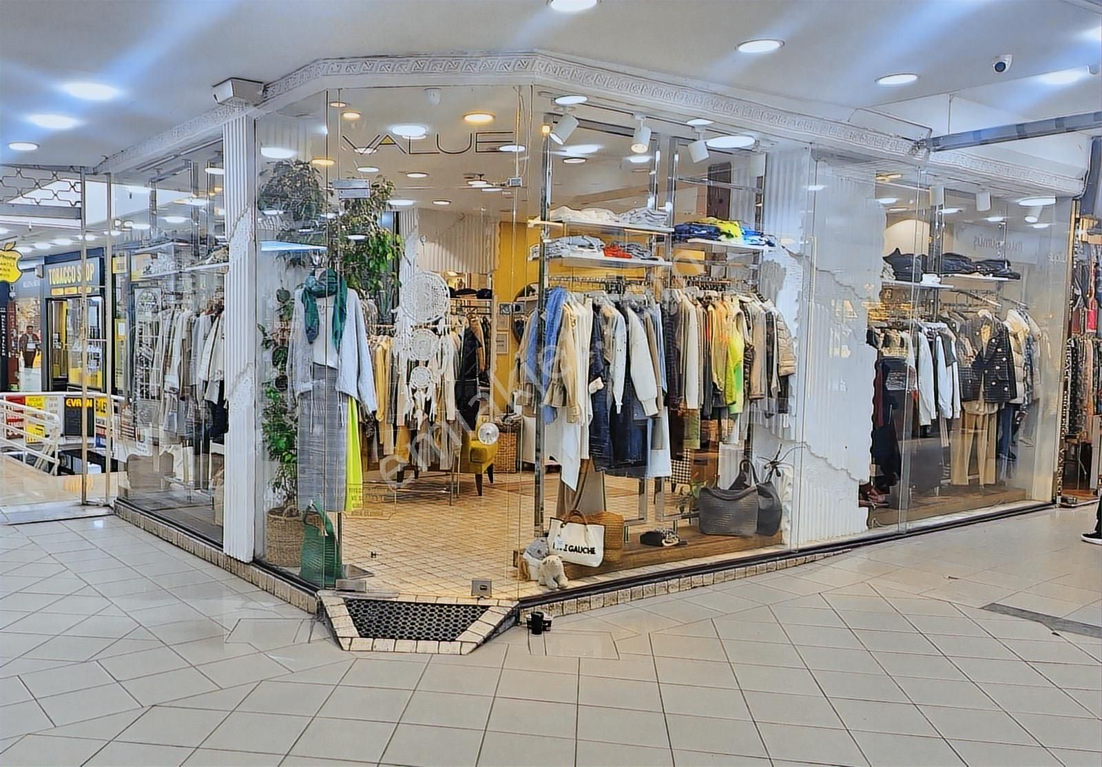 Üstün Pasajında 2 Dükkan 2 Tapu Birleştirilmiş Köşe Dükkan - Görsel 9