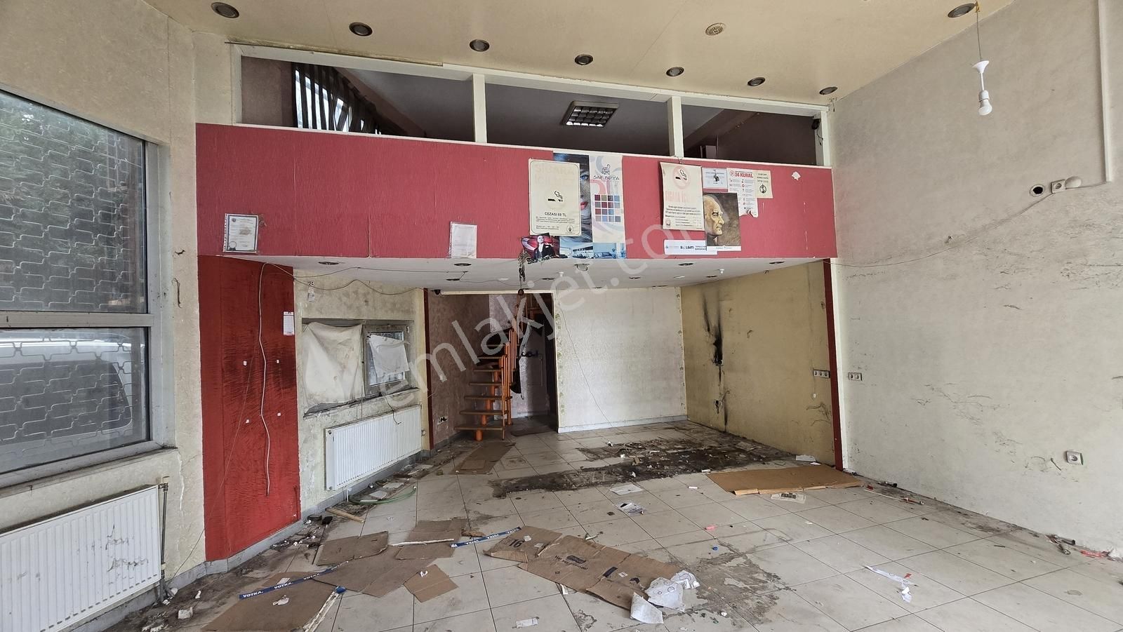 Ekol Center İş Merkezinde Köşe Konum Kiralık Dükkan - Görsel 21