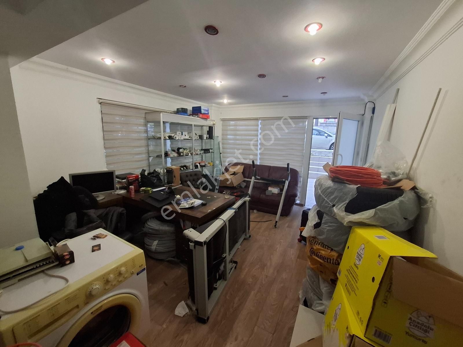 Altın Emlaktan Bakırköy İncirli Caddesinde Yatırımlık Dükkan - Görsel 4