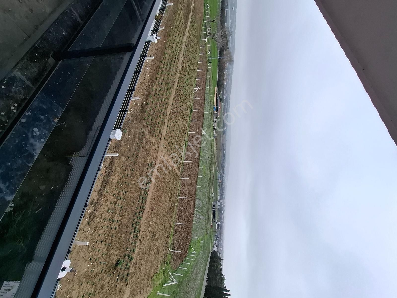 Altın Emlaktan Selimpaşada Site İçersinde Villa - Görsel 3