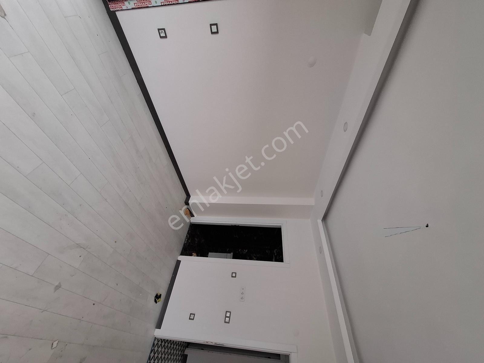 Altın Emlaktan Selimpaşada Site İçersinde Villa - Görsel 6