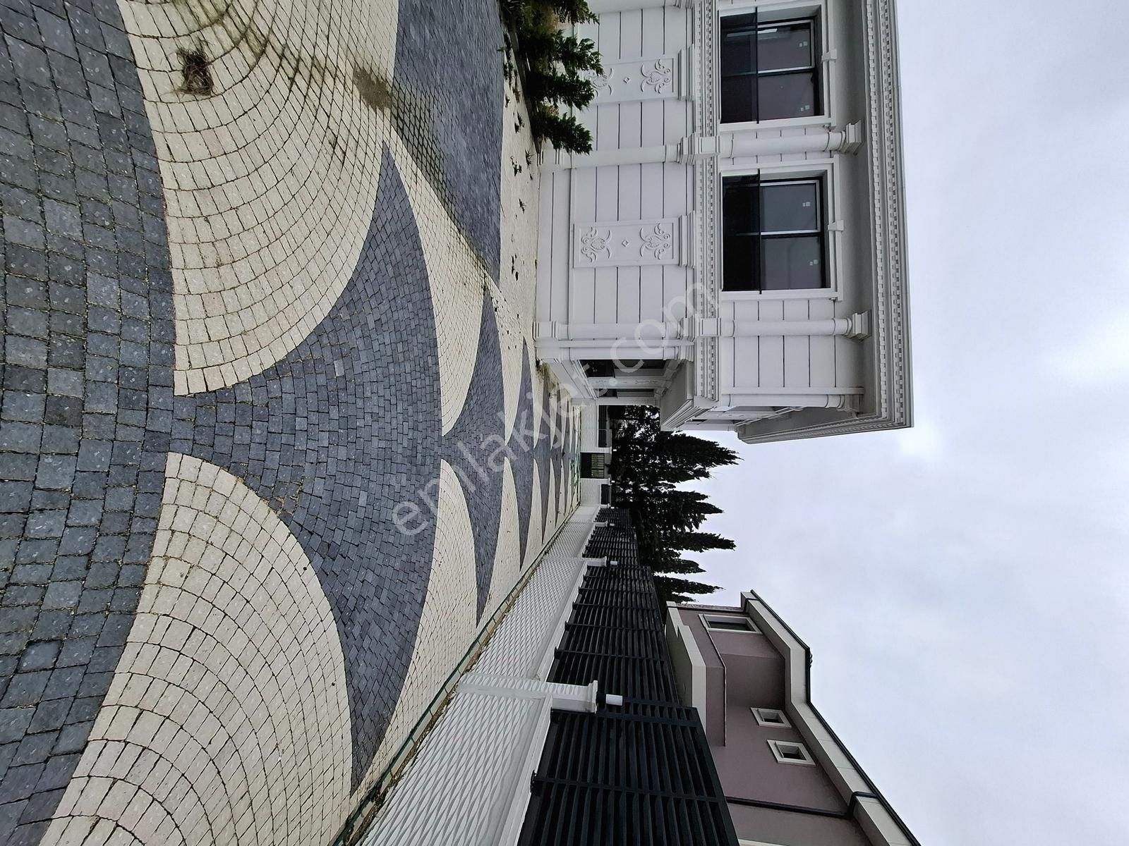 Altın Emlaktan Selimpaşada Site İçersinde Villa - Görsel 16