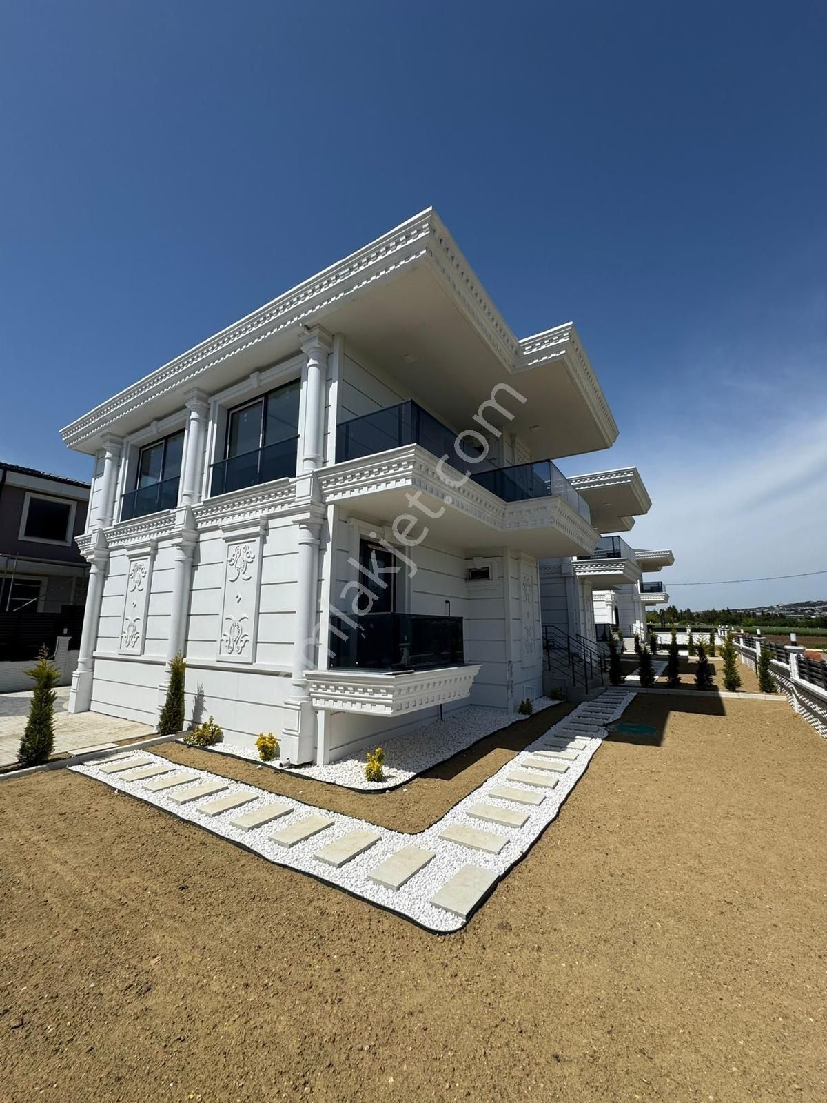 Altın Emlaktan Selimpaşada Site İçersinde Villa - Görsel 12