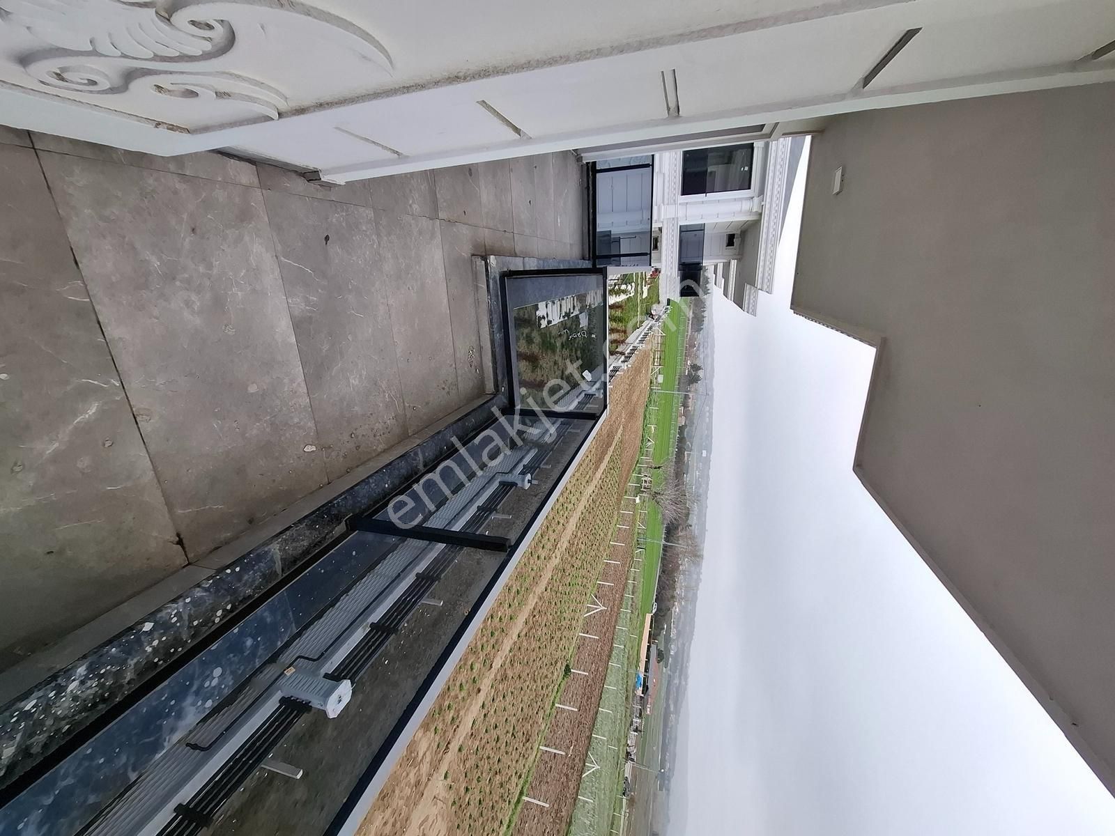 Altın Emlaktan Selimpaşada Site İçersinde Villa - Görsel 20