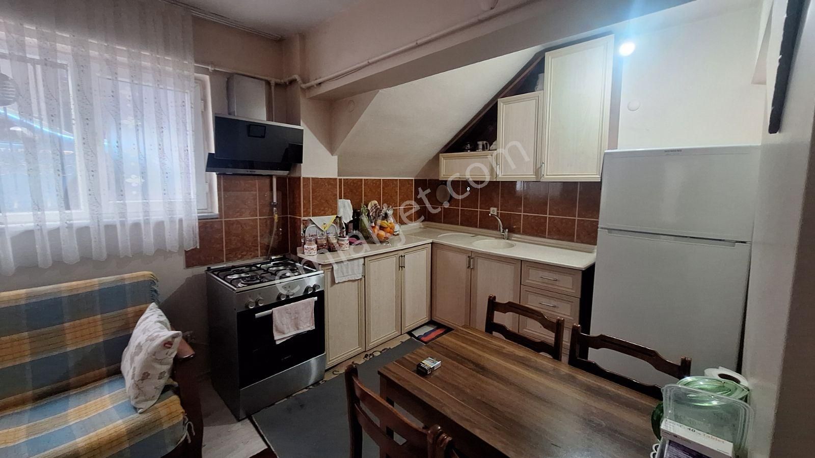 Güngörende Metro & Tramvaya Yakın 2+1 Bahçe Girişli Daire - Görsel 8