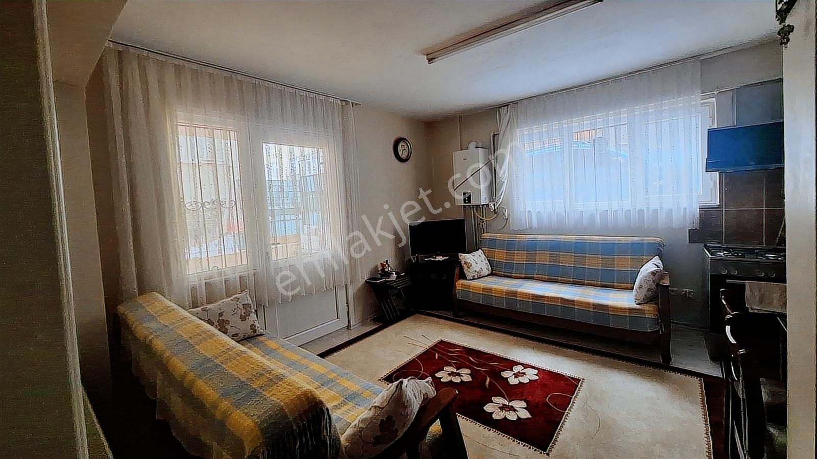 Güngörende Metro & Tramvaya Yakın 2+1 Bahçe Girişli Daire - Görsel 13