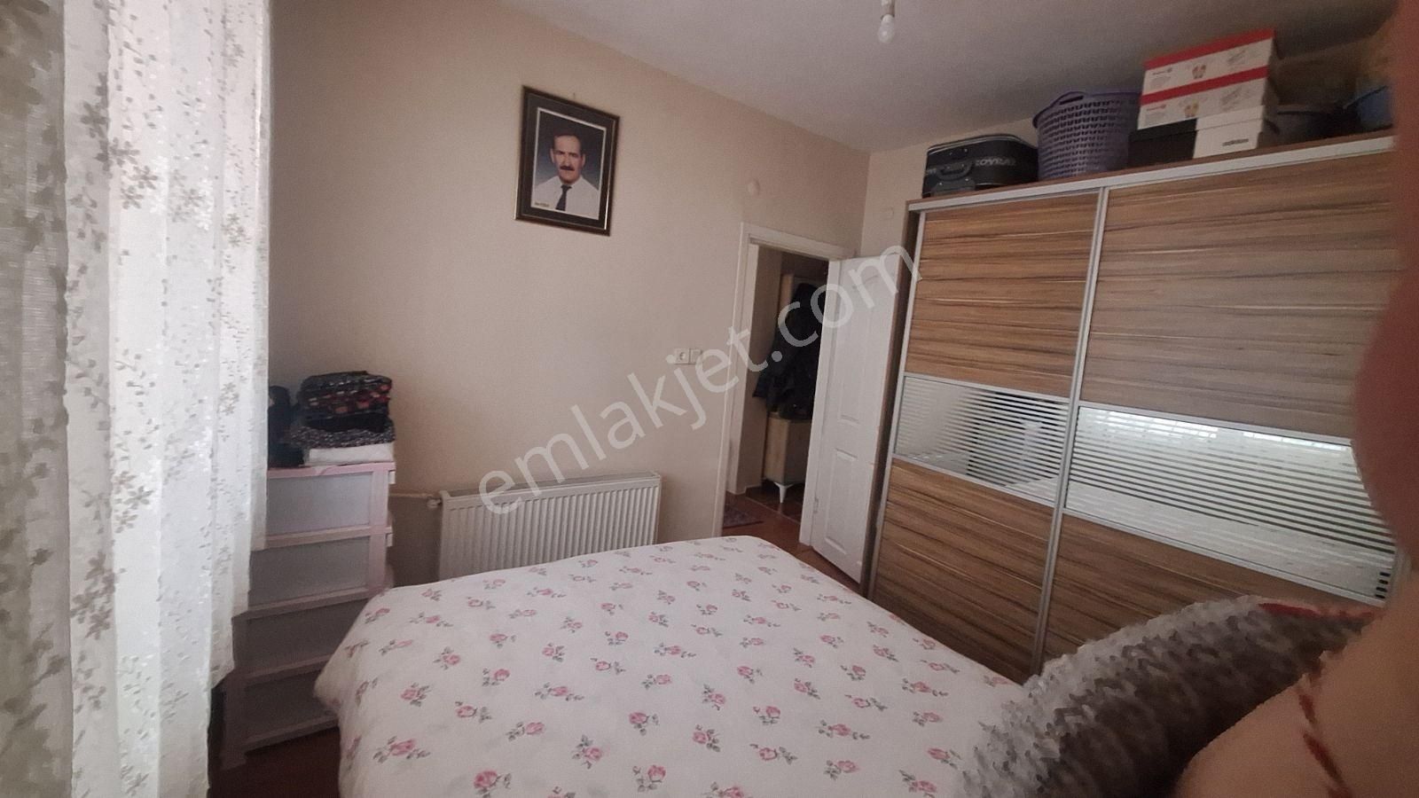 Güngörende Metro & Tramvaya Yakın 2+1 Bahçe Girişli Daire - Görsel 2