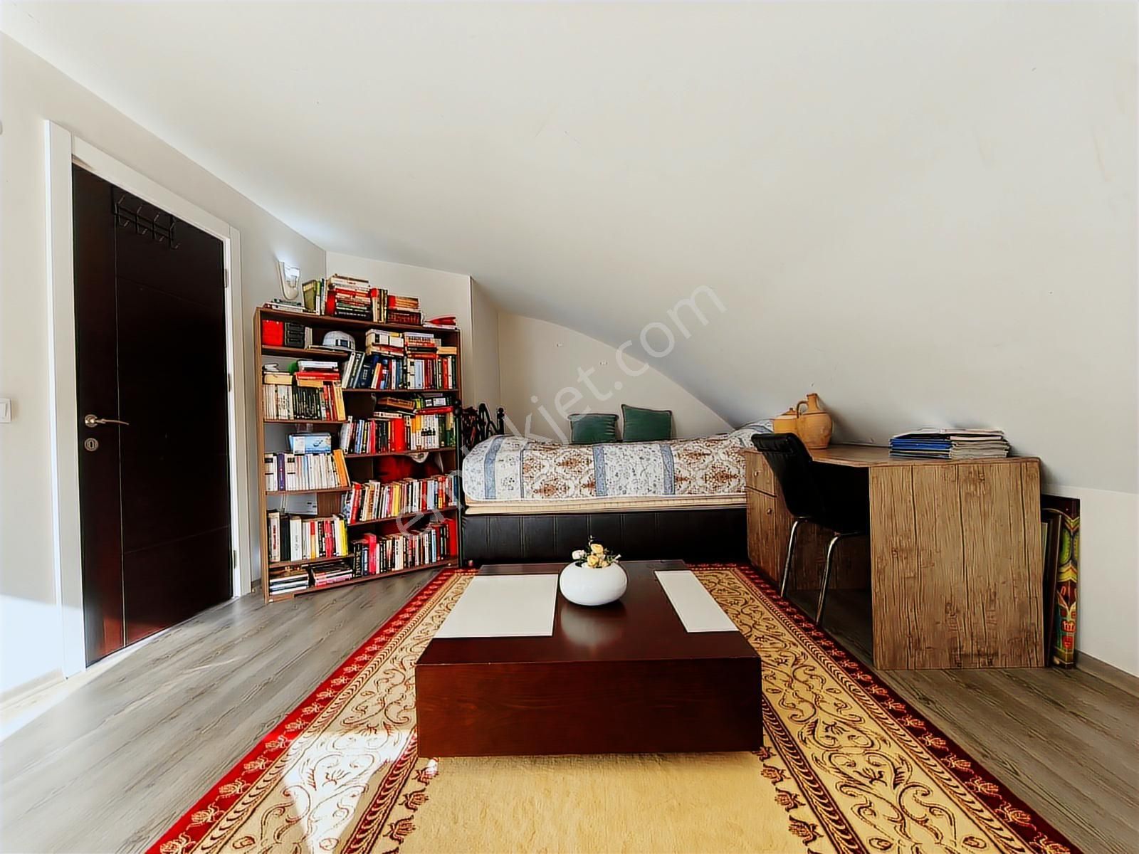 Konyaaltı Uluç Satılık 3+1 Lüks Dublex - Görsel 18