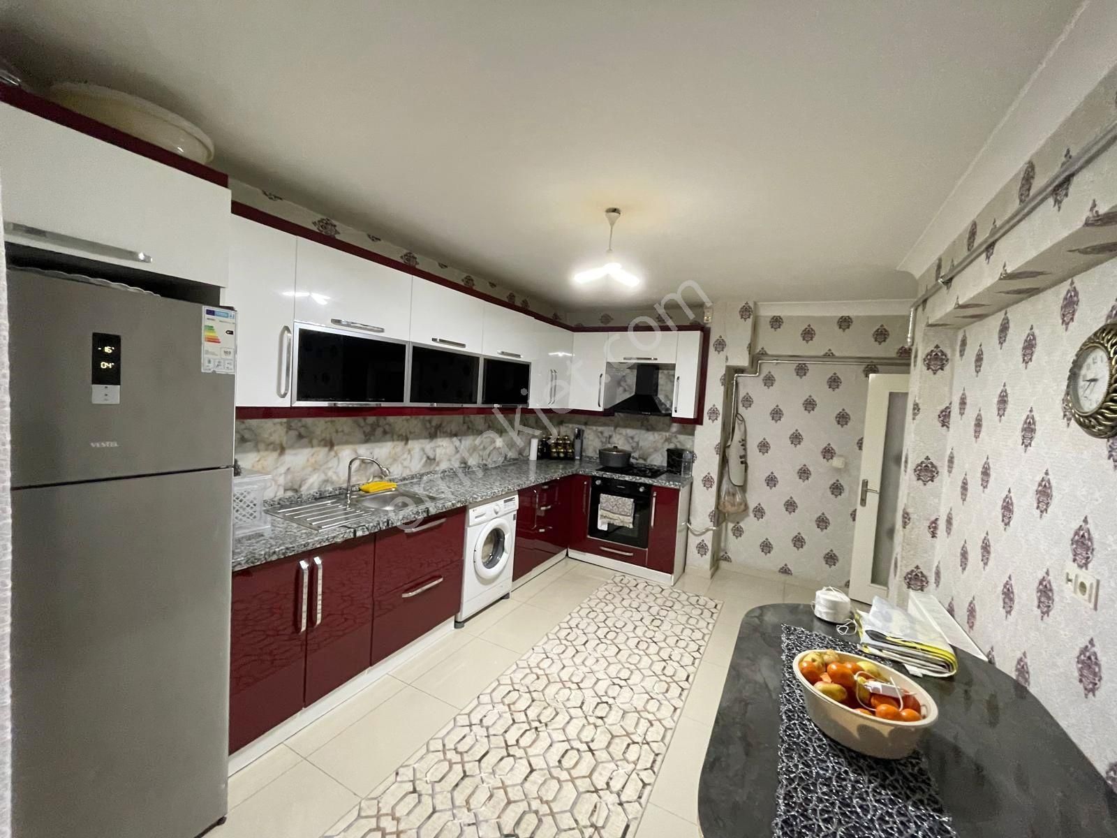 M.kemal Mah'de %80 Kredili Merkezi Konumda Devasa Geniş Masrafsz 3+1 !!!