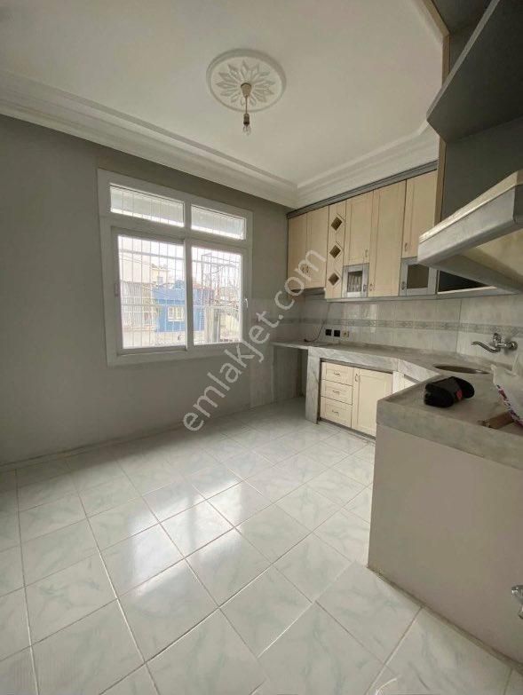 Barış Mahallesi Vefa Caddesi Yakını 2+1 Kiralık Müstakil Ev - Görsel 2