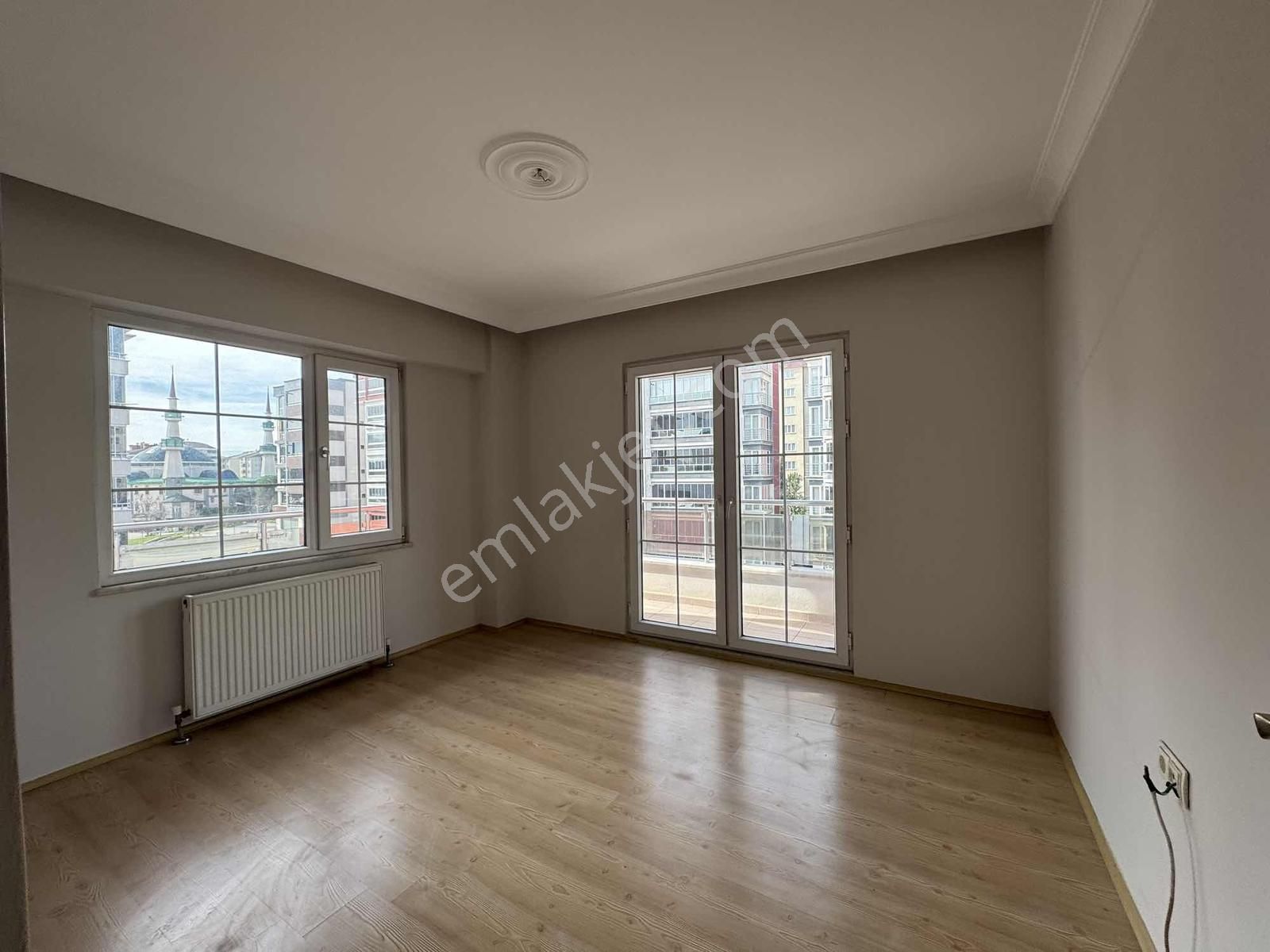 Hamitler Kapalı Pazar Yanında Site İçi 3+1 Arakat Cambalkonlu - Görsel 9
