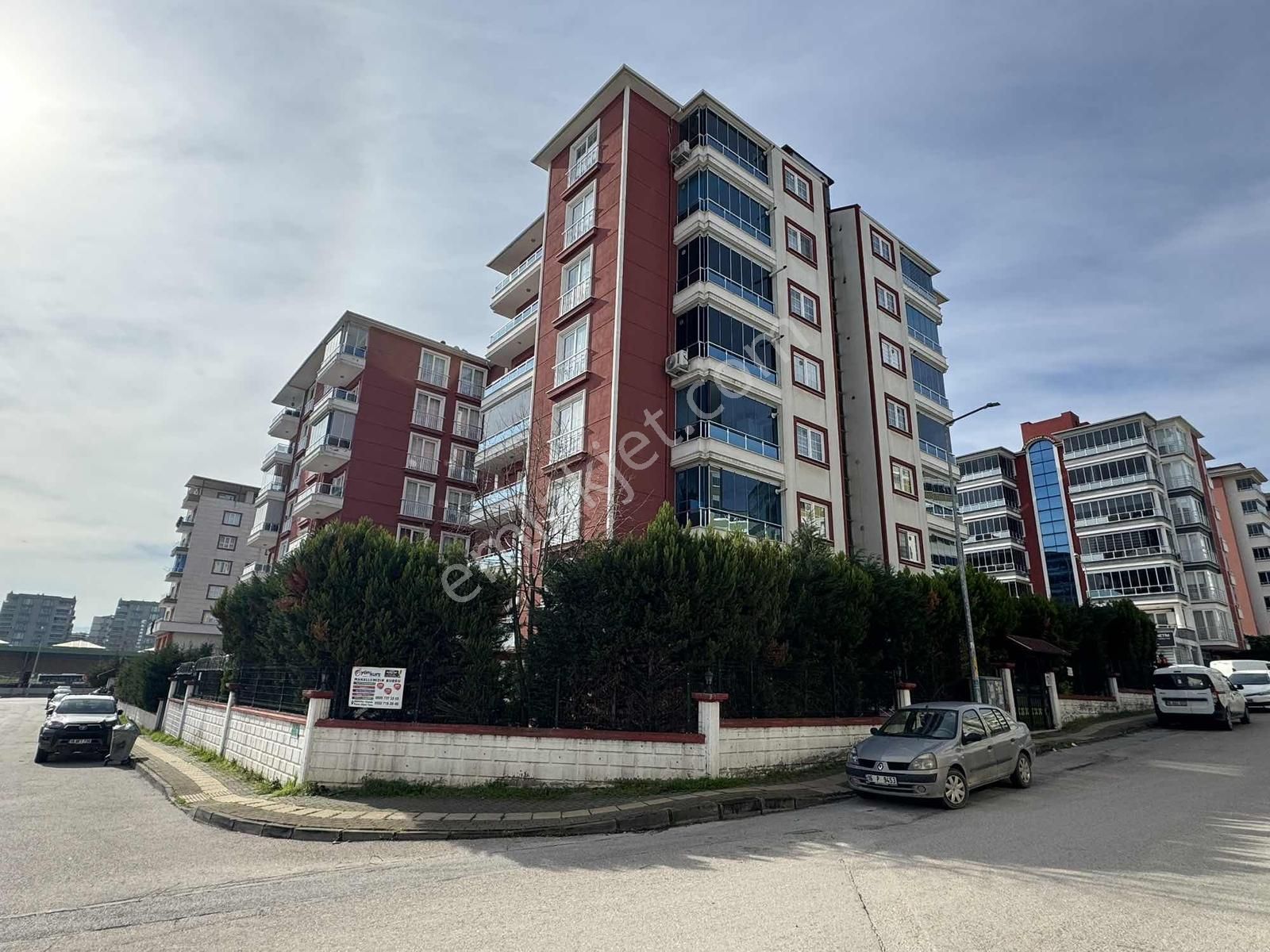 Hamitler Kapalı Pazar Yanında Site İçi 3+1 Arakat Cambalkonlu - Görsel 3