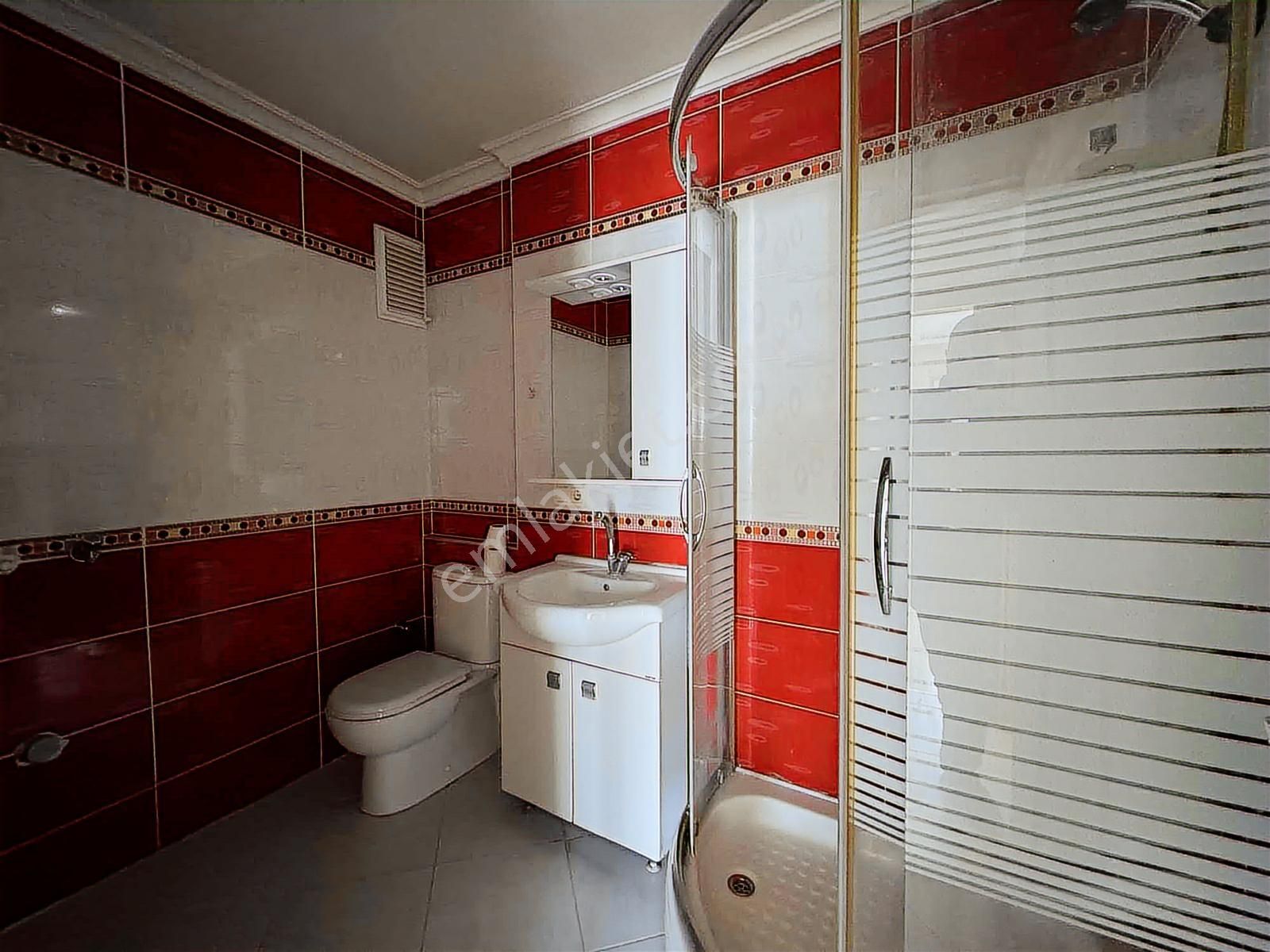 Hamitler Kapalı Pazar Yanında Site İçi 3+1 Arakat Cambalkonlu - Görsel 4