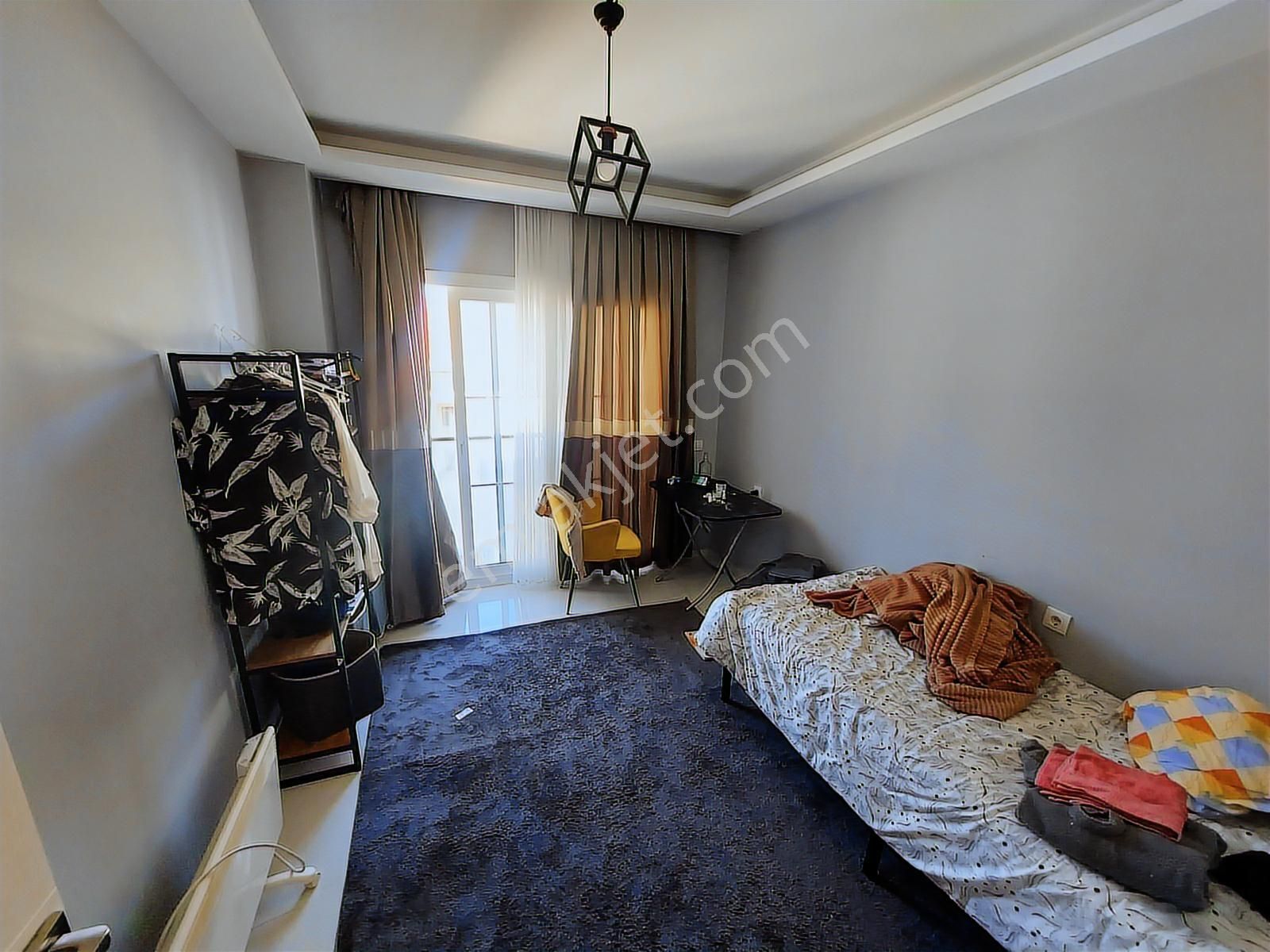 Çeşme Merkezde Satılık 3+1 Daire !!! - Görsel 20