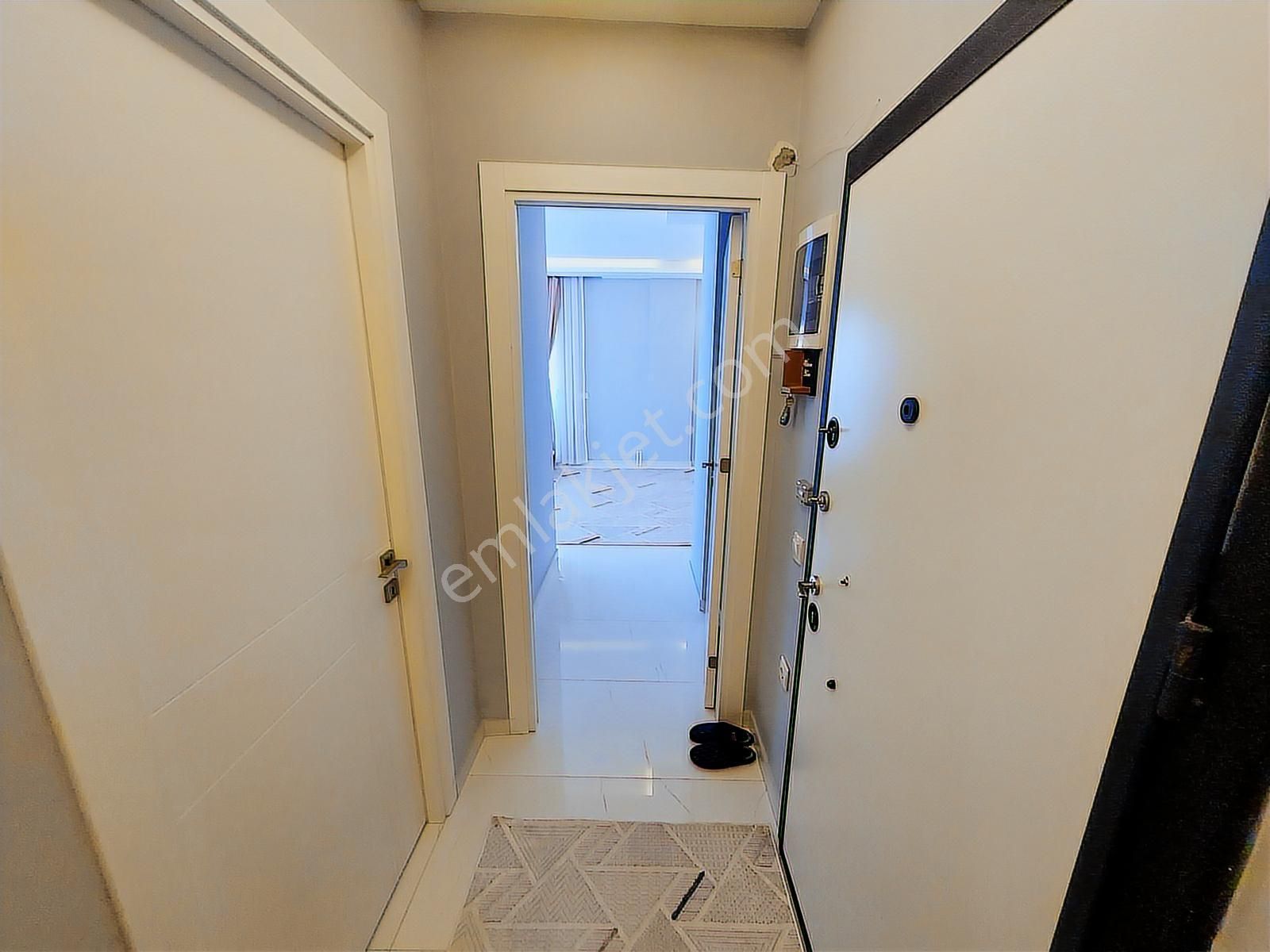 Çeşme Merkezde Satılık 3+1 Daire !!! - Görsel 16