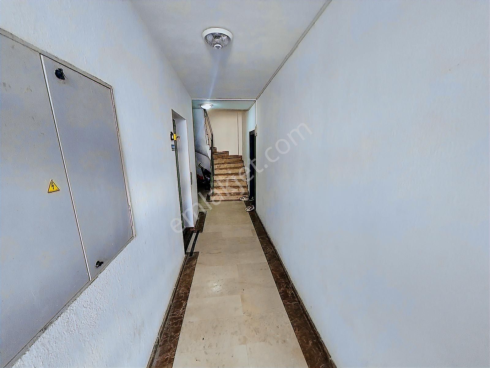 Çeşme Merkezde Satılık 3+1 Daire !!! - Görsel 19