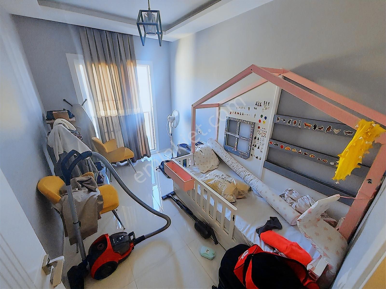 Çeşme Merkezde Satılık 3+1 Daire !!! - Görsel 11