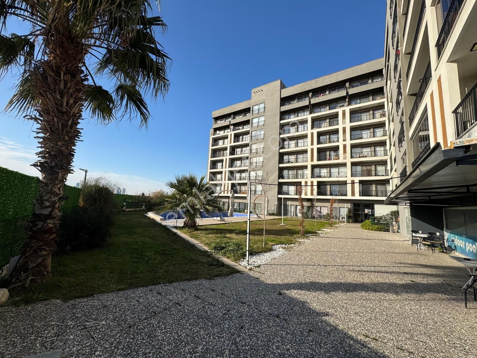 Forum Bornova Ve Ege Üniversite Yakını Eşyalı 1+1 Daire !!! - Görsel 9