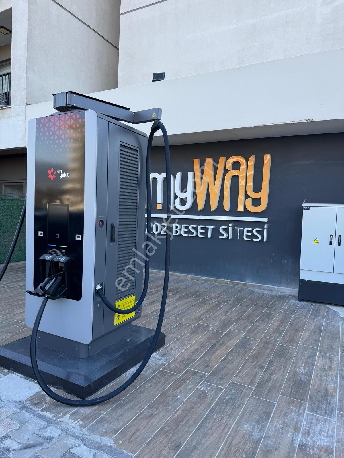 Forum Bornova Ve Ege Üniversite Yakını Eşyalı 1+1 Daire !!! - Görsel 20