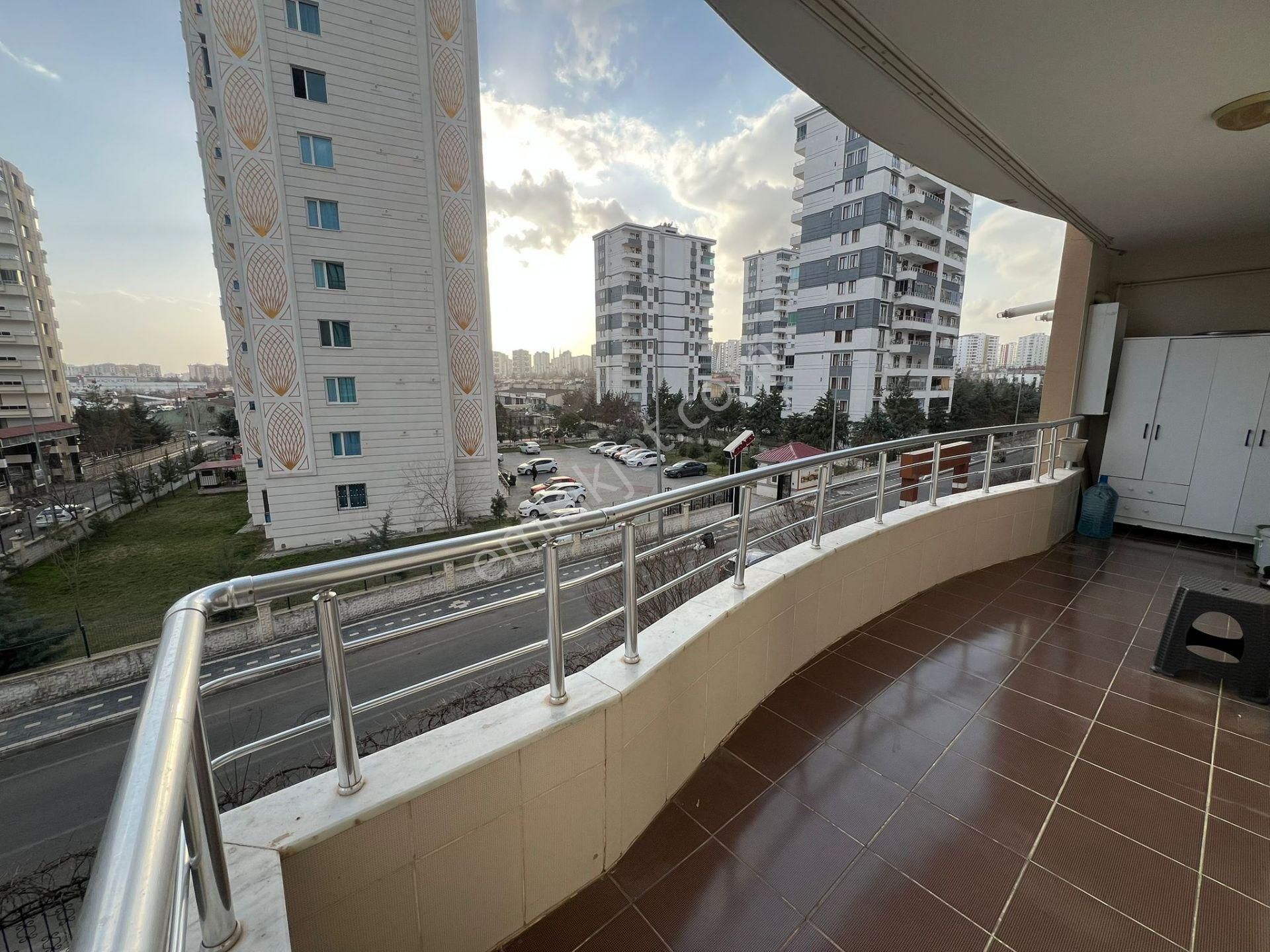 Makro Life Gayrimenkul'den Satılık Radisson Arkası 4+1 Ultra Lux Daire - Görsel 3