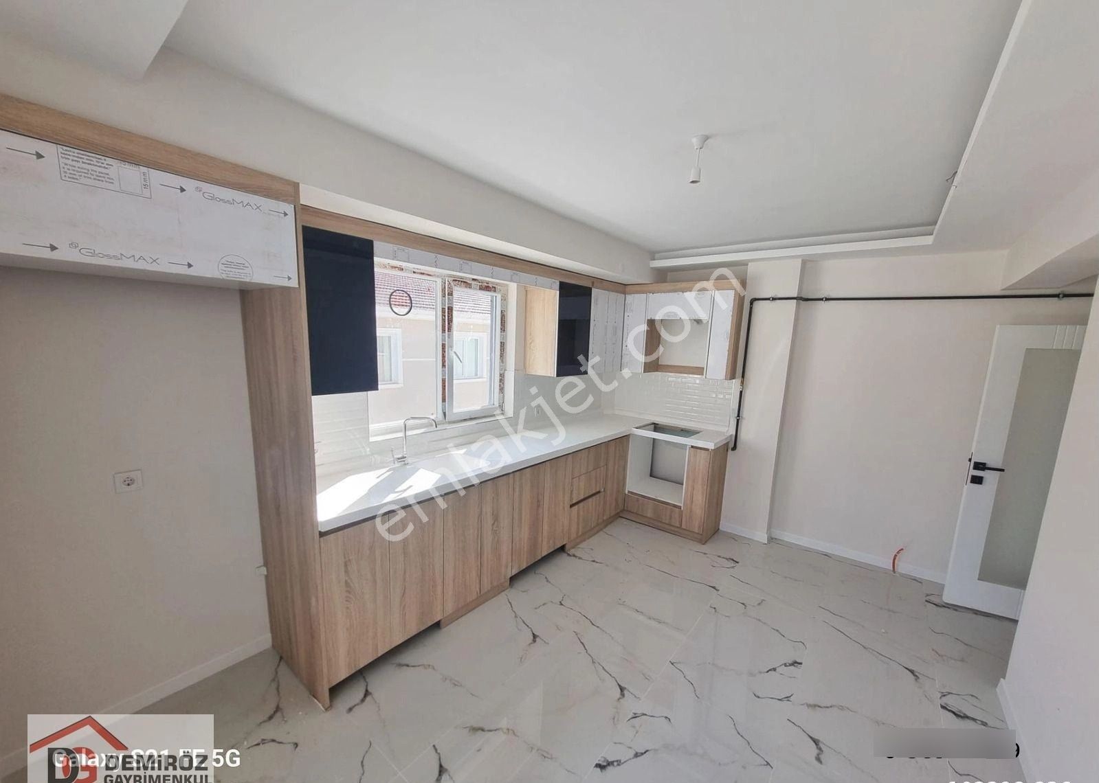 29 Ekim Mahallesinde Katta Ferah 3+1 Geniş Yapılı Dairemiz !! - Görsel 31