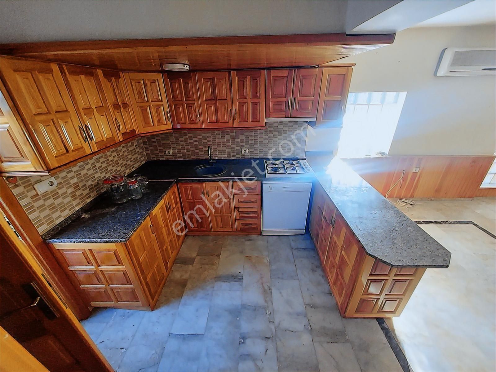 Doğanbeyde Meltem Tur Sit. Deniz Tarafında Satılık 3+1 Villa !!! - Görsel 20