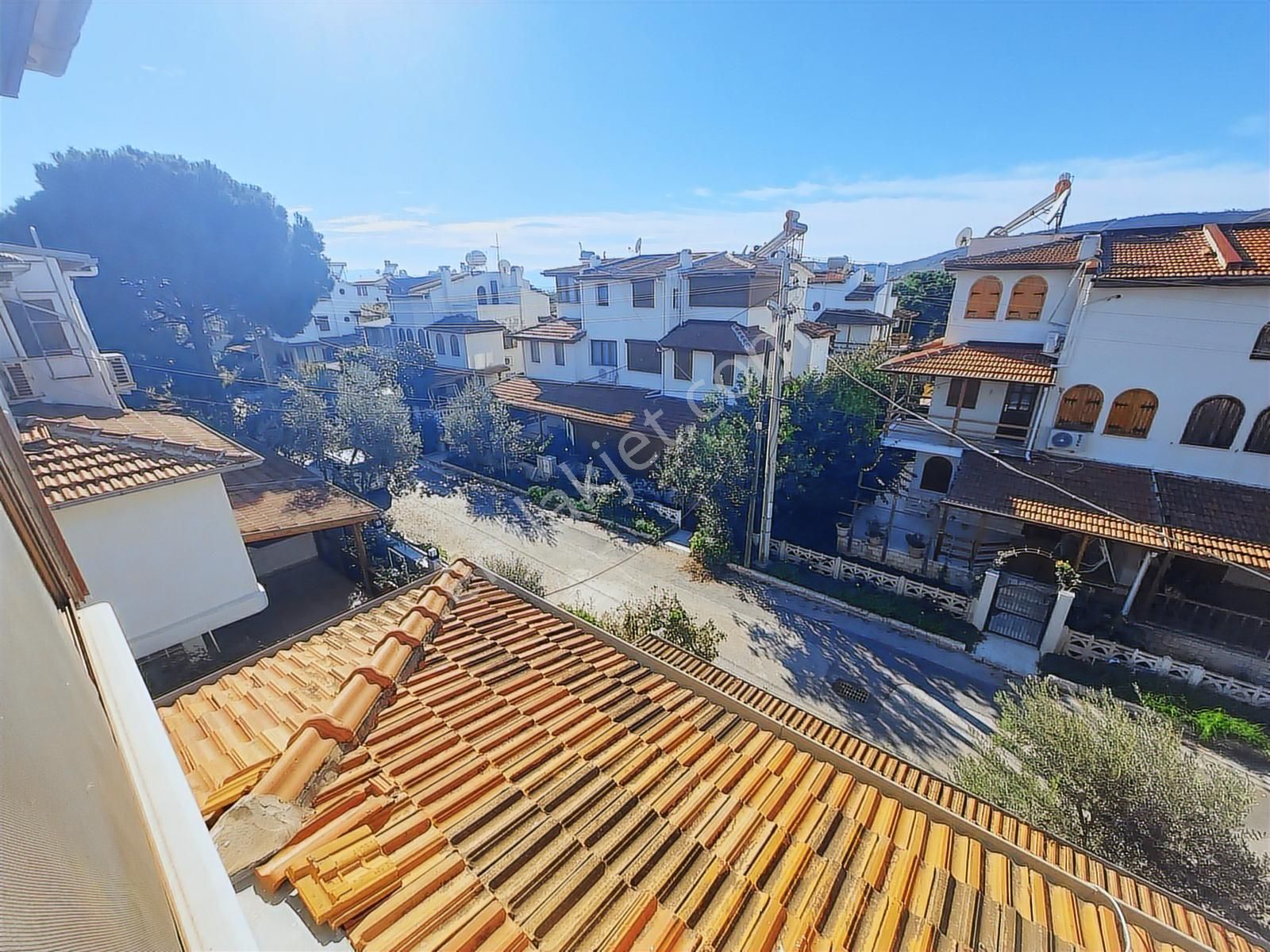 Doğanbeyde Meltem Tur Sit. Deniz Tarafında Satılık 3+1 Villa !!! - Görsel 6