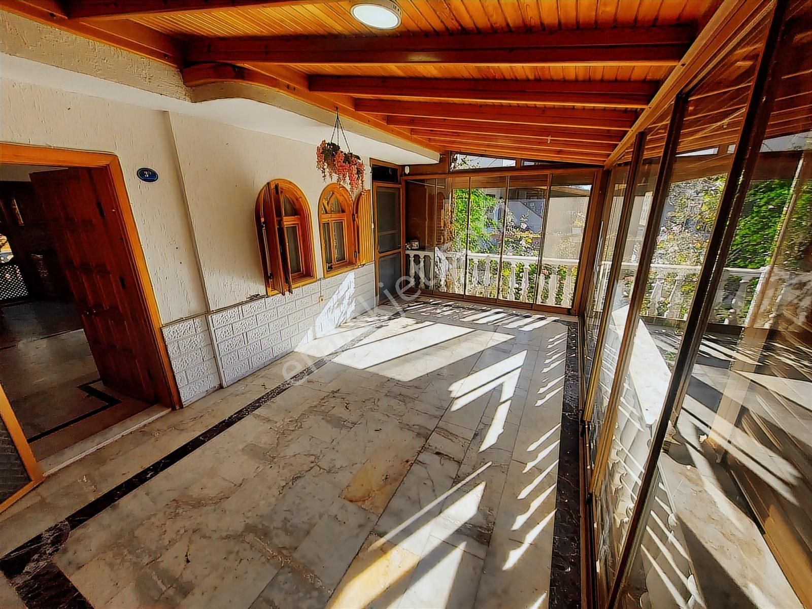 Doğanbeyde Meltem Tur Sit. Deniz Tarafında Satılık 3+1 Villa !!! - Görsel 3