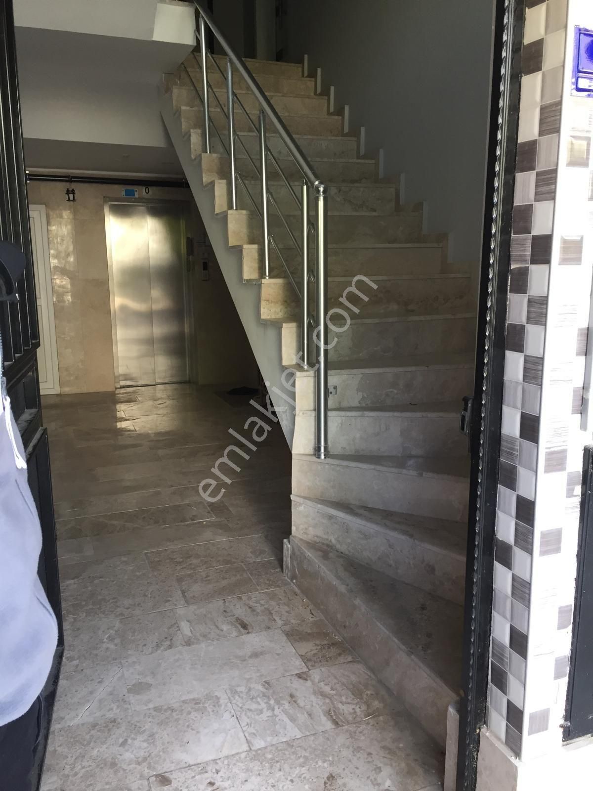 Kuşadası Kadınlar Denizi 3+1 180m2 Daire - Görsel 14