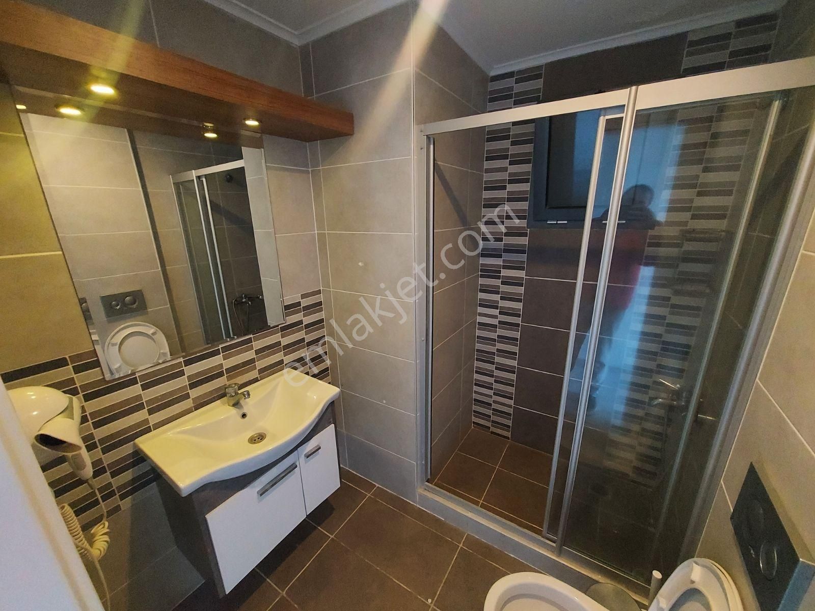 Çeşme Merkezde Site İçi Deniz Manzaralı Satılık 1+1 Daire - Görsel 9