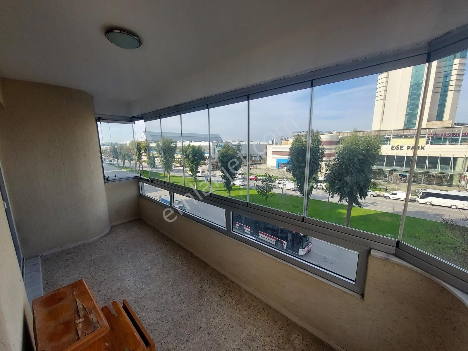 Balçova Mithatpaşa Cad. Üzeri Kiralık 3+1 Daire !!! - Görsel 7