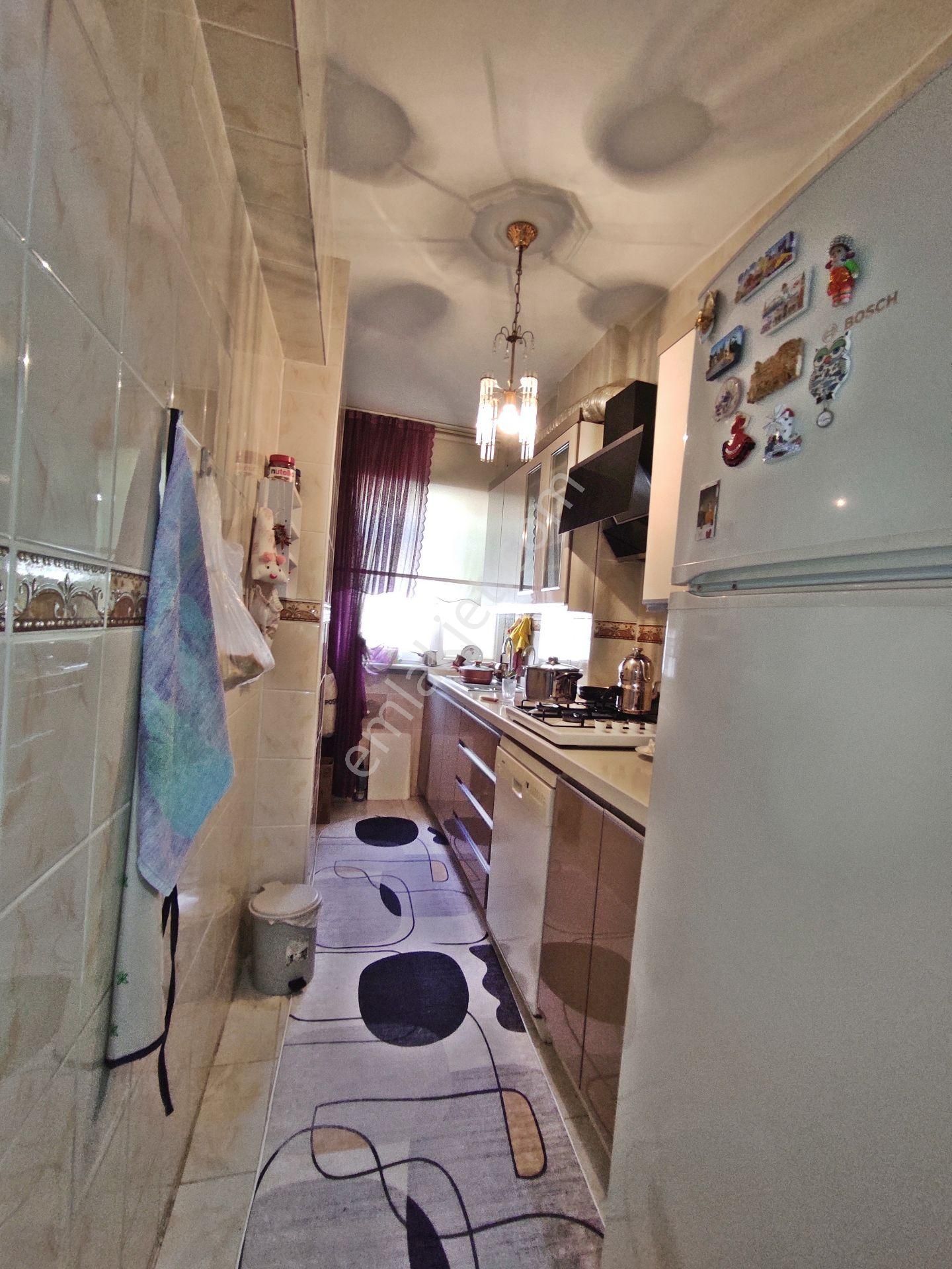 Bahçelievler Cumhuriyet Mah 85,m2-2+1-4,kat Daire - Görsel 11