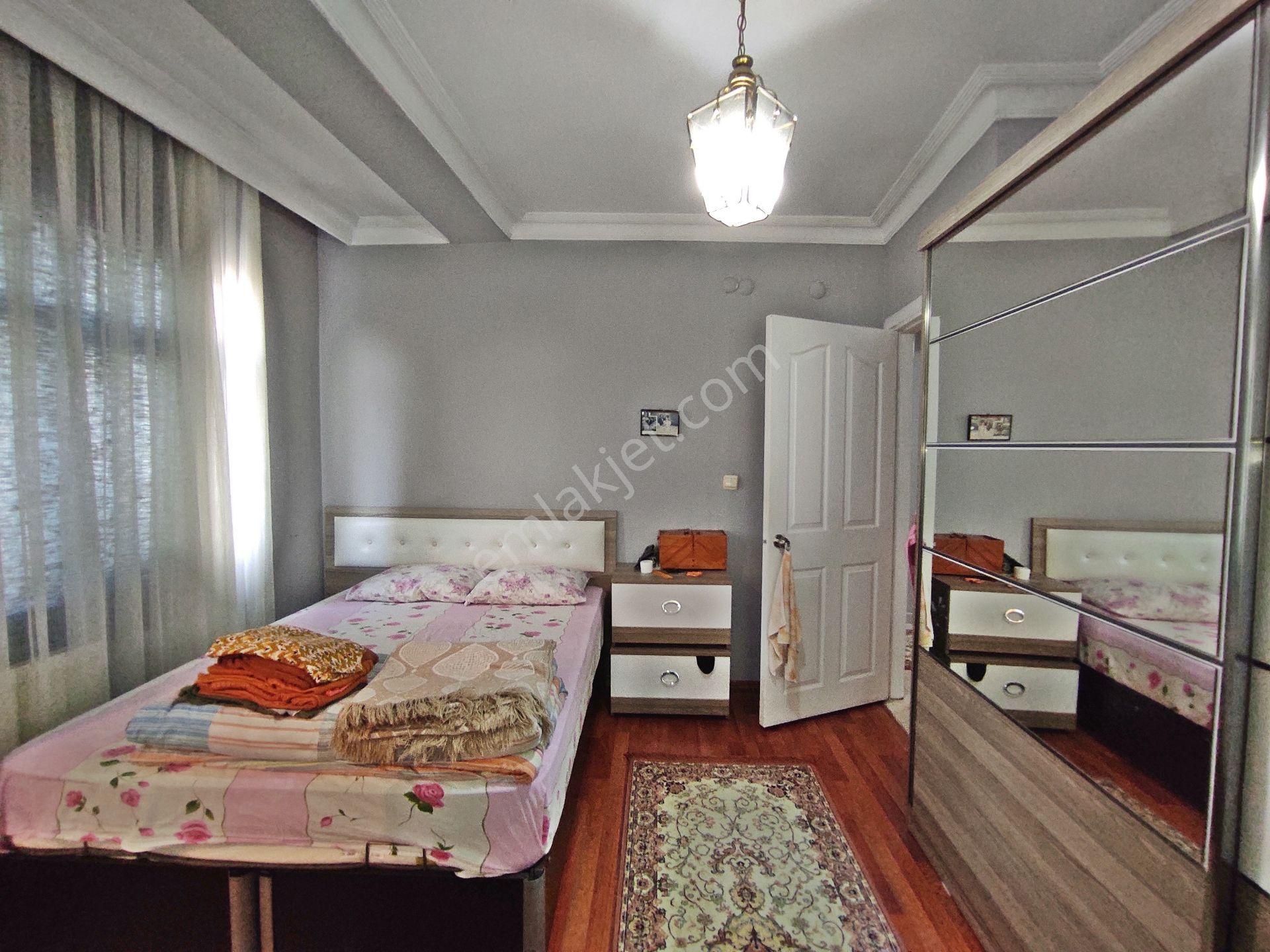 Bahçelievler Cumhuriyet Mah 85,m2-2+1-4,kat Daire - Görsel 16