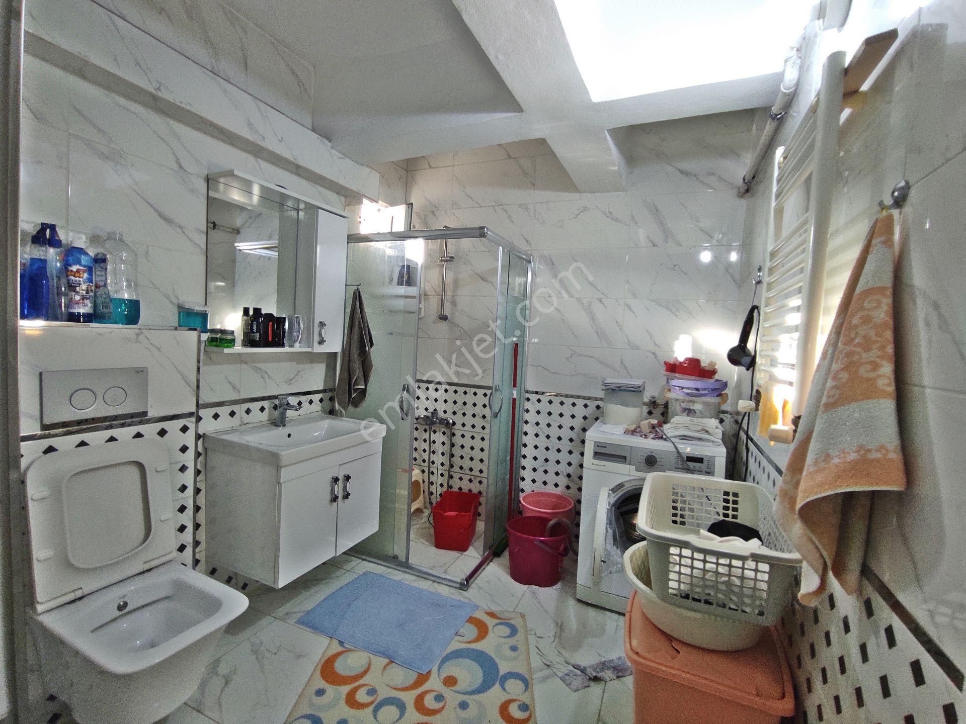 Bahçelievler Cumhuriyet Mah 85,m2-2+1-4,kat Daire - Görsel 20