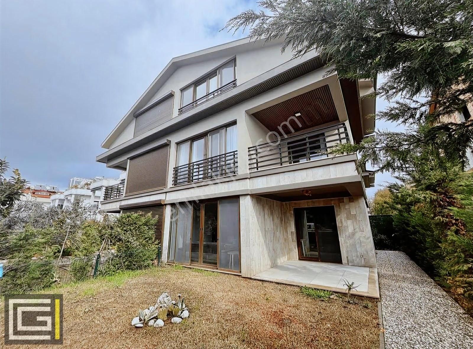 Çalış Plajına Yakın Kaliteli İşçilik Eşyalı 3+1 İkiz Villa - Görsel 21