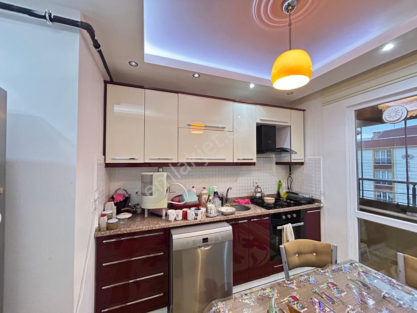 Namık Kemal Bulvarında 3+2 190 M² Dubleks Fırsat Daire - Görsel 2