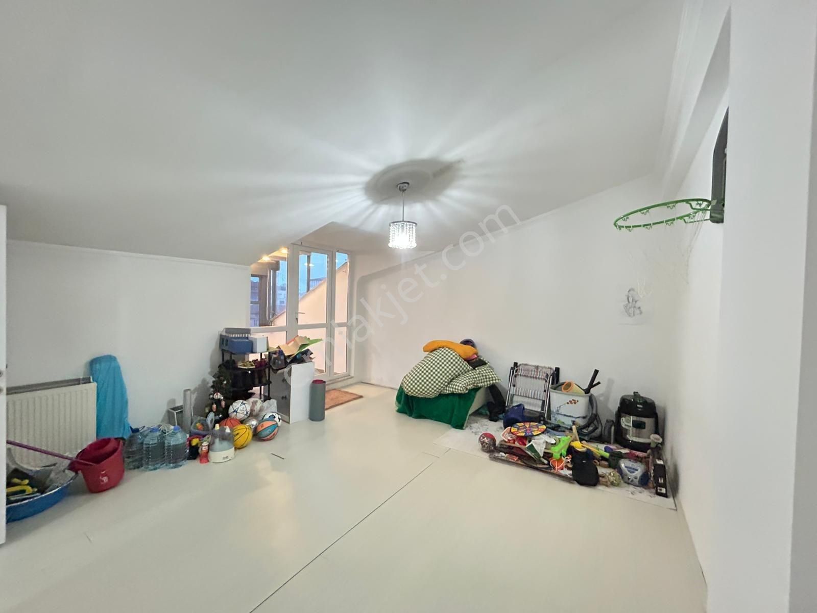 Namık Kemal Bulvarında 3+2 190 M² Dubleks Fırsat Daire - Görsel 4