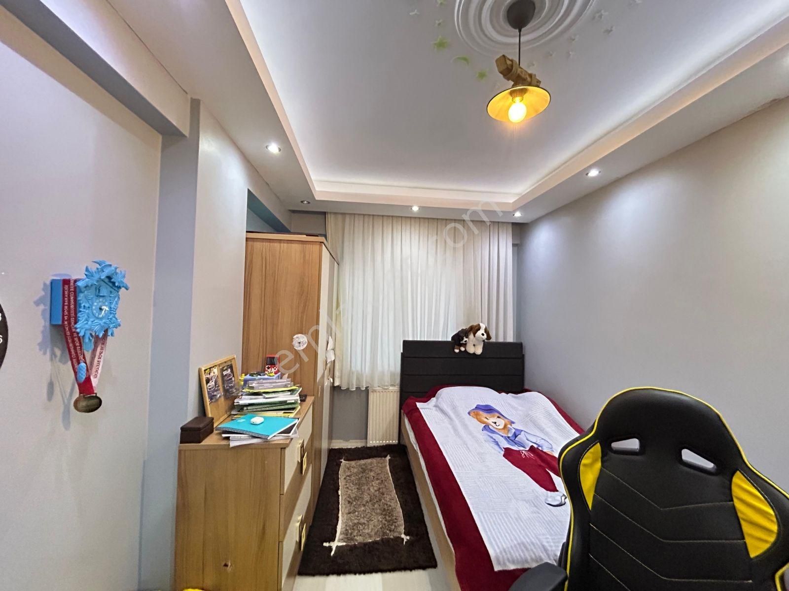 Namık Kemal Bulvarında 3+2 190 M² Dubleks Fırsat Daire - Görsel 33